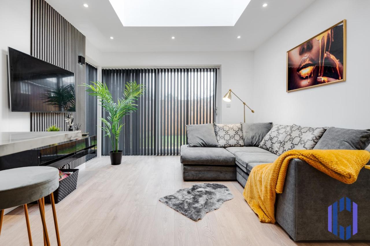 Vila Stylish 4Bd - Coop Live - Etihad - Parking - Ev Manchester Exteriér fotografie