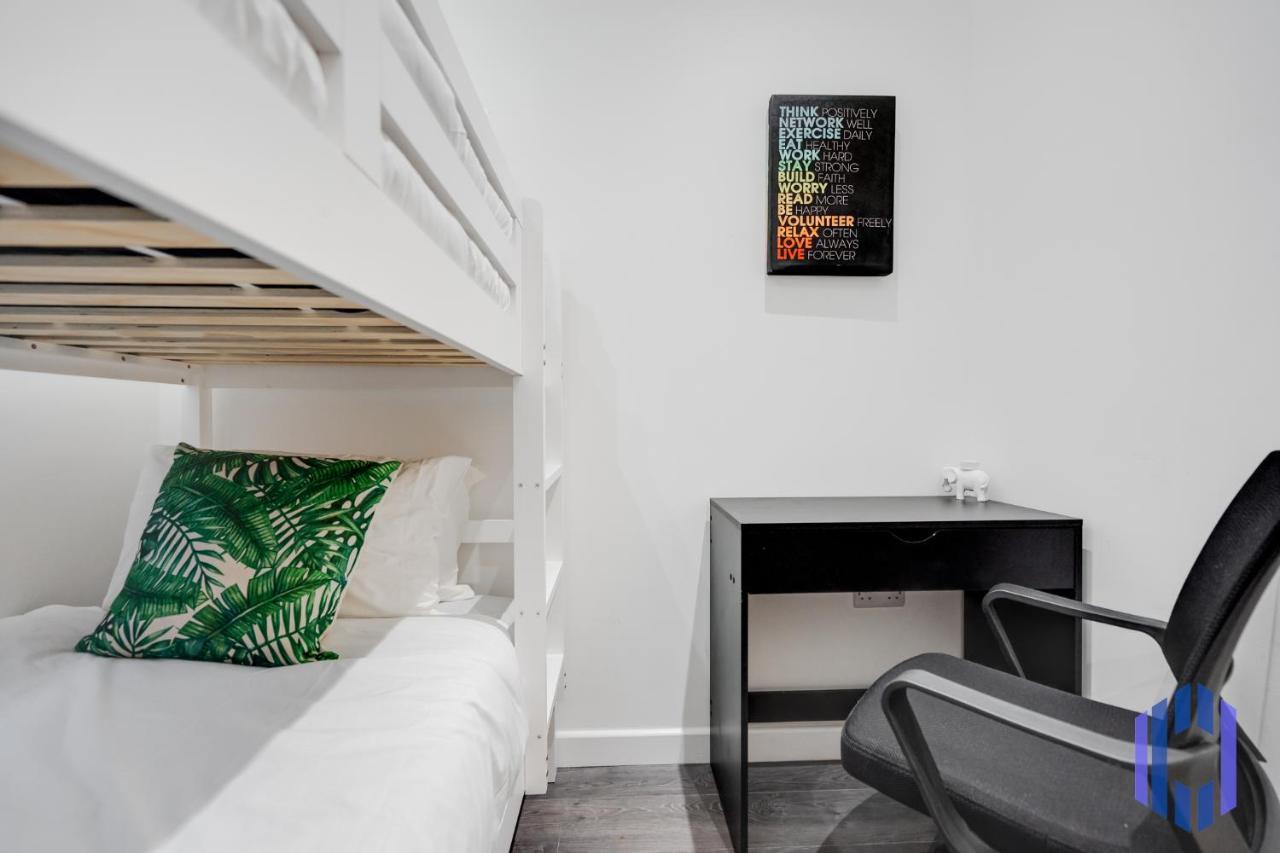 Vila Stylish 4Bd - Coop Live - Etihad - Parking - Ev Manchester Exteriér fotografie